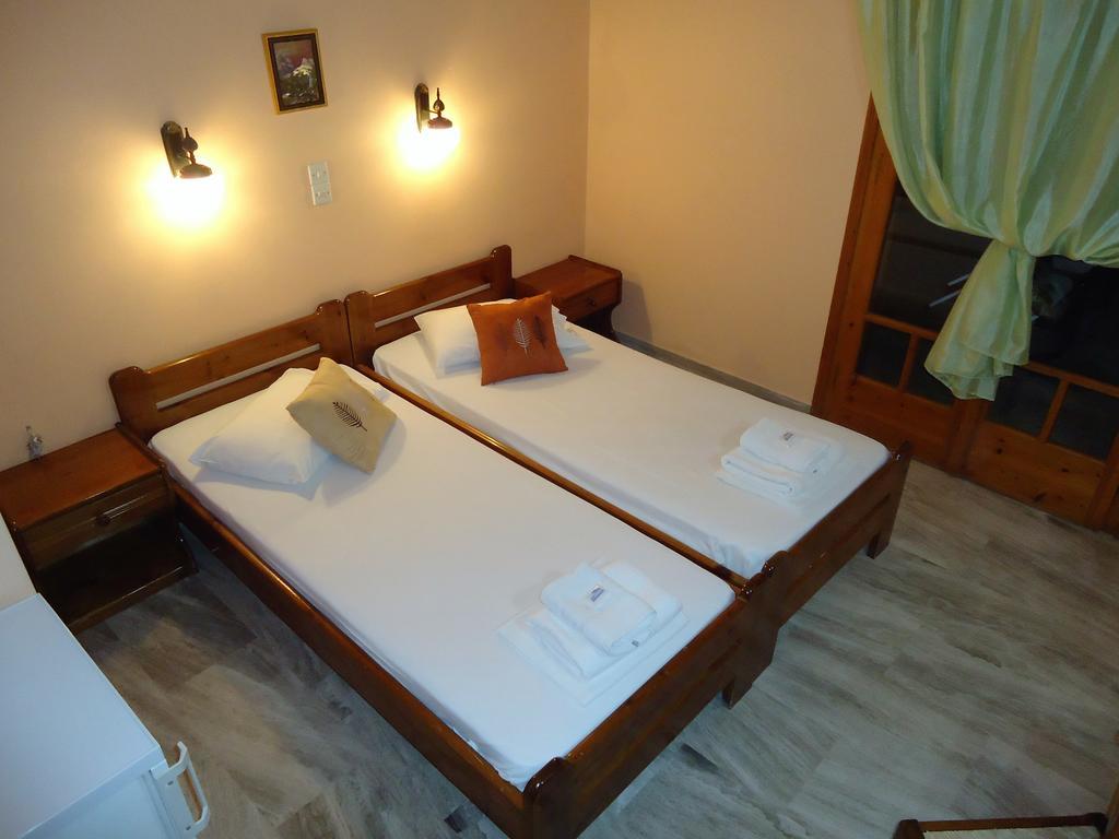 Sweetmemory Hotel Agia Marina  ภายนอก รูปภาพ