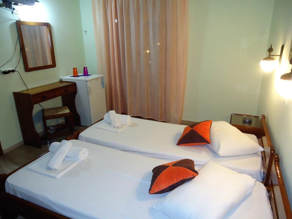 Sweetmemory Hotel Agia Marina  ภายนอก รูปภาพ